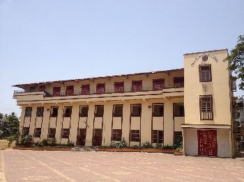 Holy Cross High School Building Image