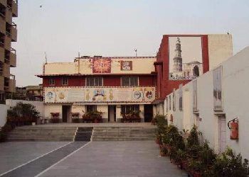 M. B. Dav Senior Secondary School Building Image