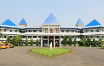 CMI Public School Chalakudy Building Image
