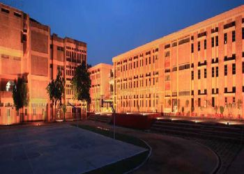 Air Force Bal Bharti School Building Image