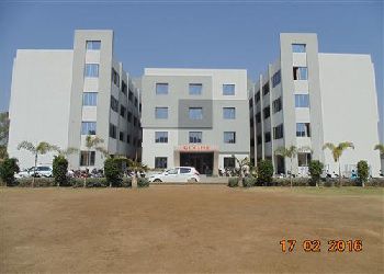 Divine Public School Navsari Building Image