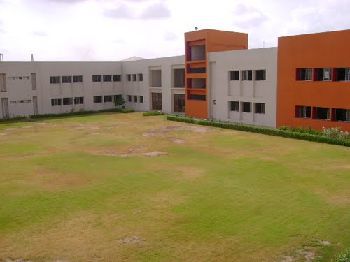 Welspun Vidya Mandir Building Image