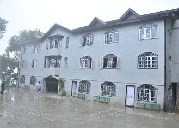 Chapslee School,  Bharari Road, Bharari, Shimla - 171001 Building Image