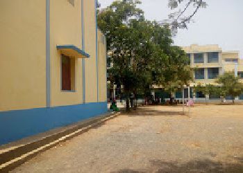Jayarani Girl's Higher Secondary School Building Image