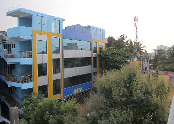 Everwin Vidhyashram Building Image