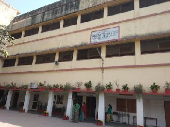 Nivedita Shiksha Sadan Balika Inter College Building Image