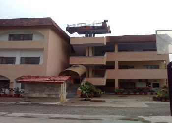 D.A.V Public School, Shah Nagar, Defence Colony, Dehradun, Uttarakhand - 248012 Building Image