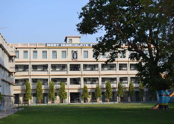 Mary Immaculate School Building Image
