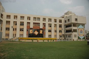 St Kabir School Building Image